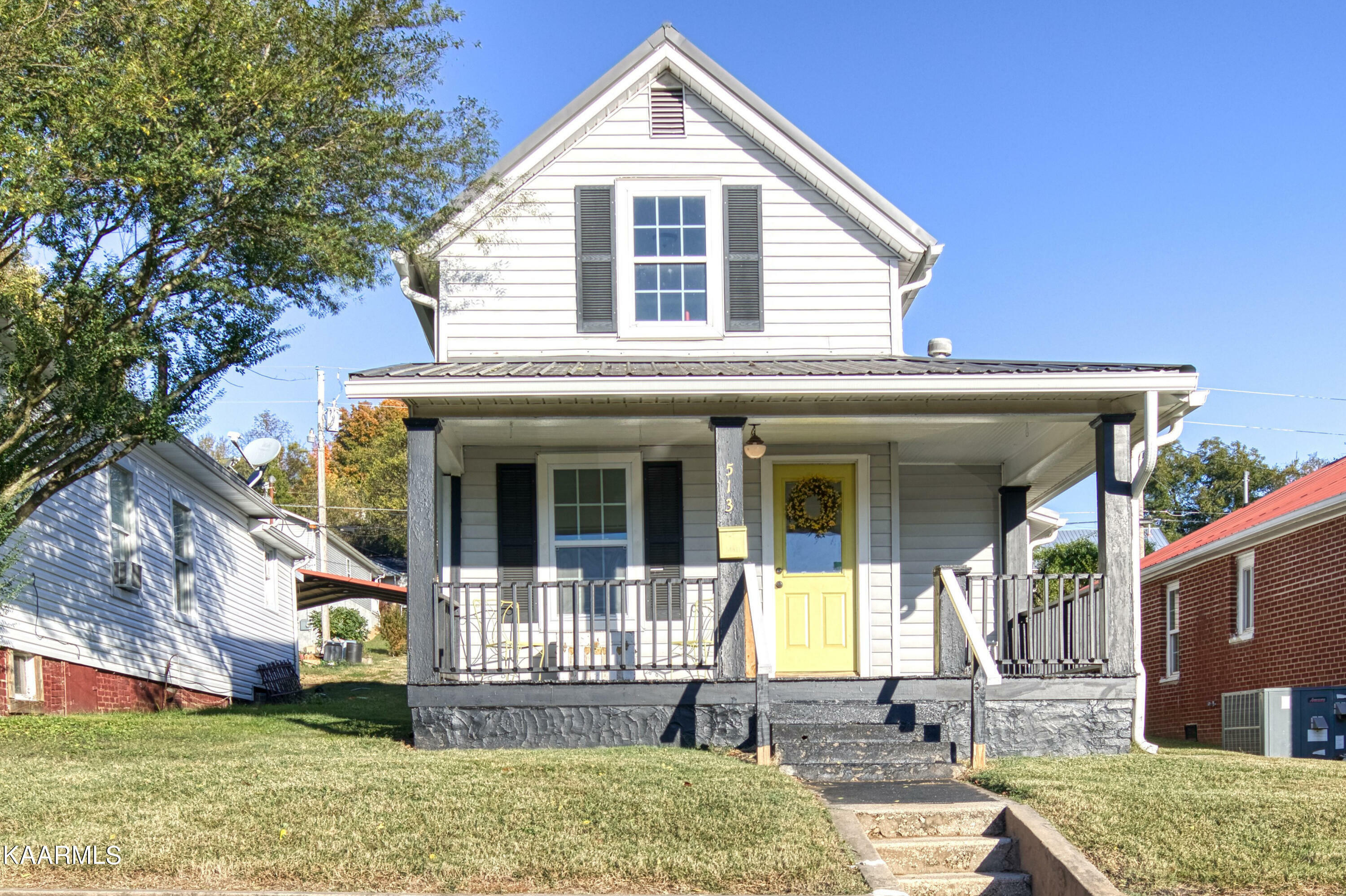 Property Photo:  513 W 1st Ave  TN 37771 