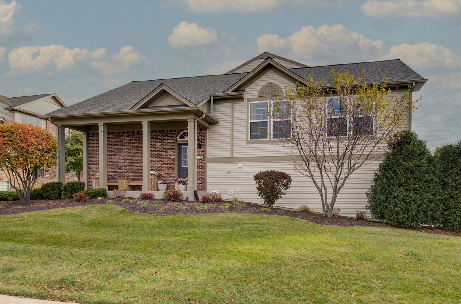 Property Photo:  230 Devoe Drive  IL 60543 