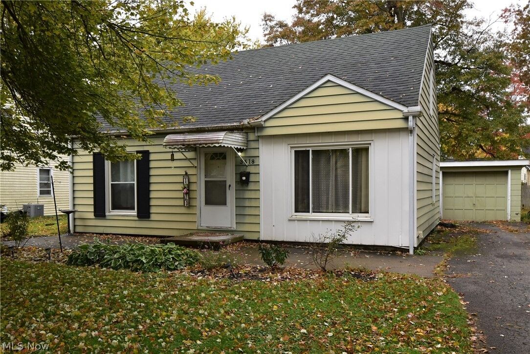 Property Photo:  3618 Arden Boulevard  OH 44511 