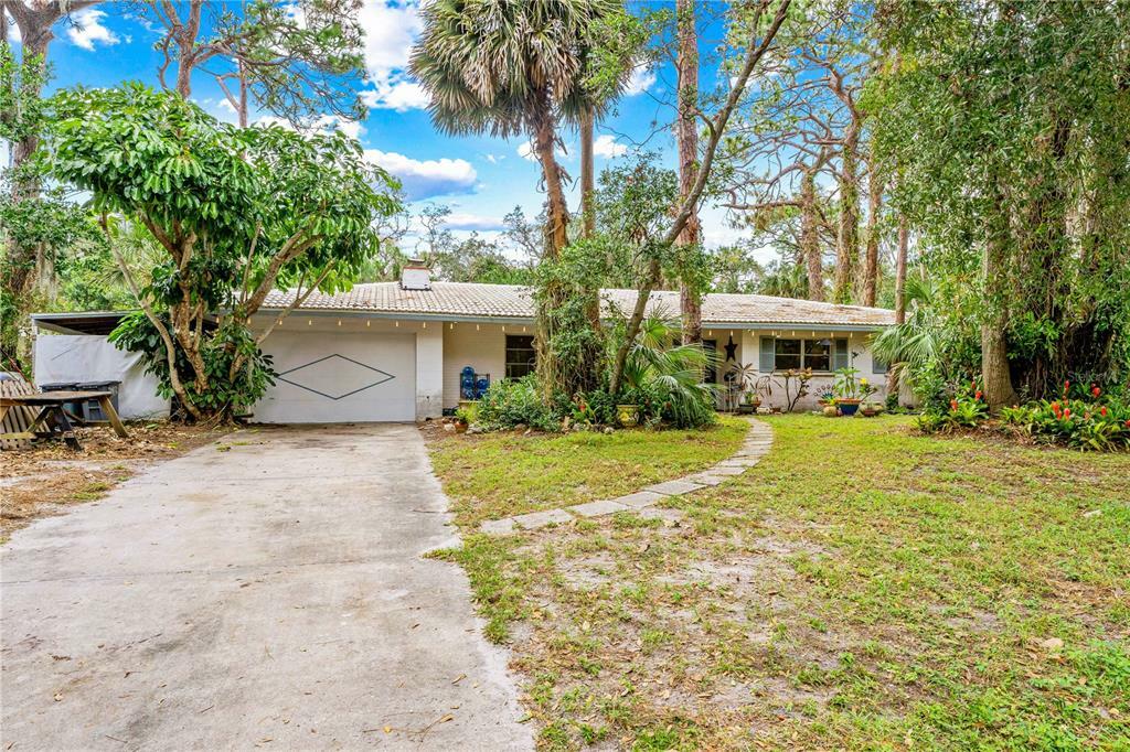 Property Photo: 2655 Bryce Lane FL 34231
