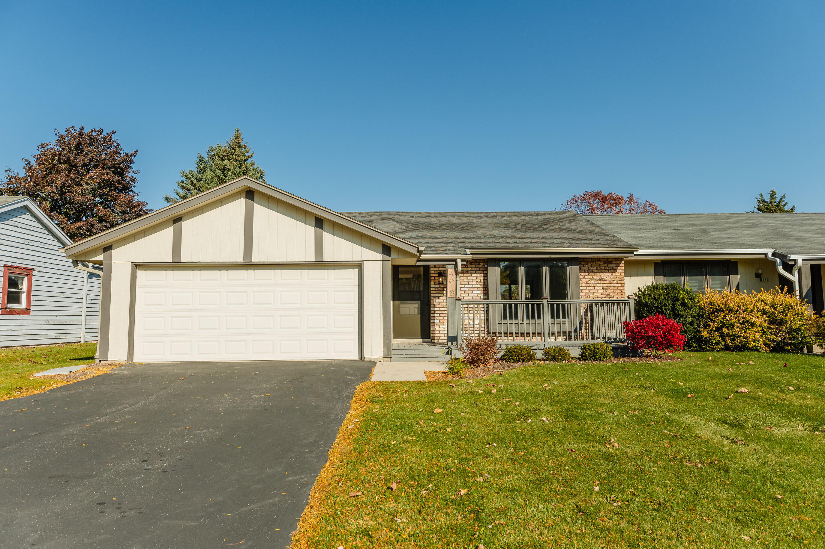 Property Photo:  4518 W Dean Rd  WI 53223 