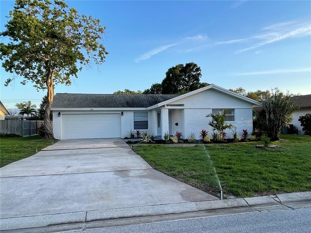 Property Photo:  2600 60th Avenue S  FL 33712 