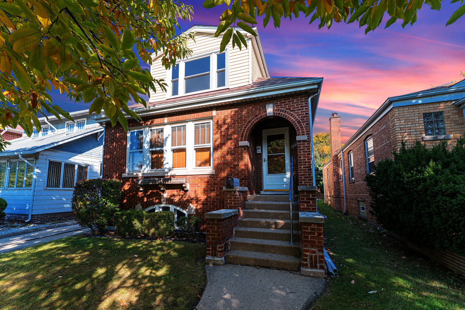 Property Photo:  2336 Florence Street  IL 60406 