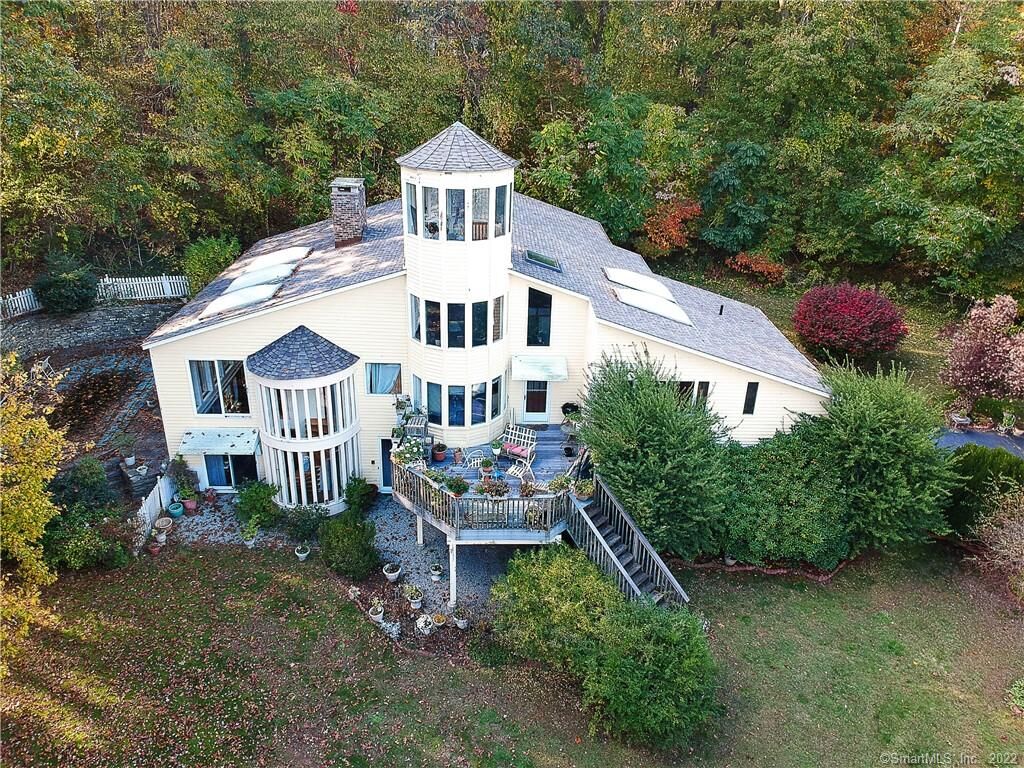 Property Photo:  153 Ayers Point Road  CT 06475 