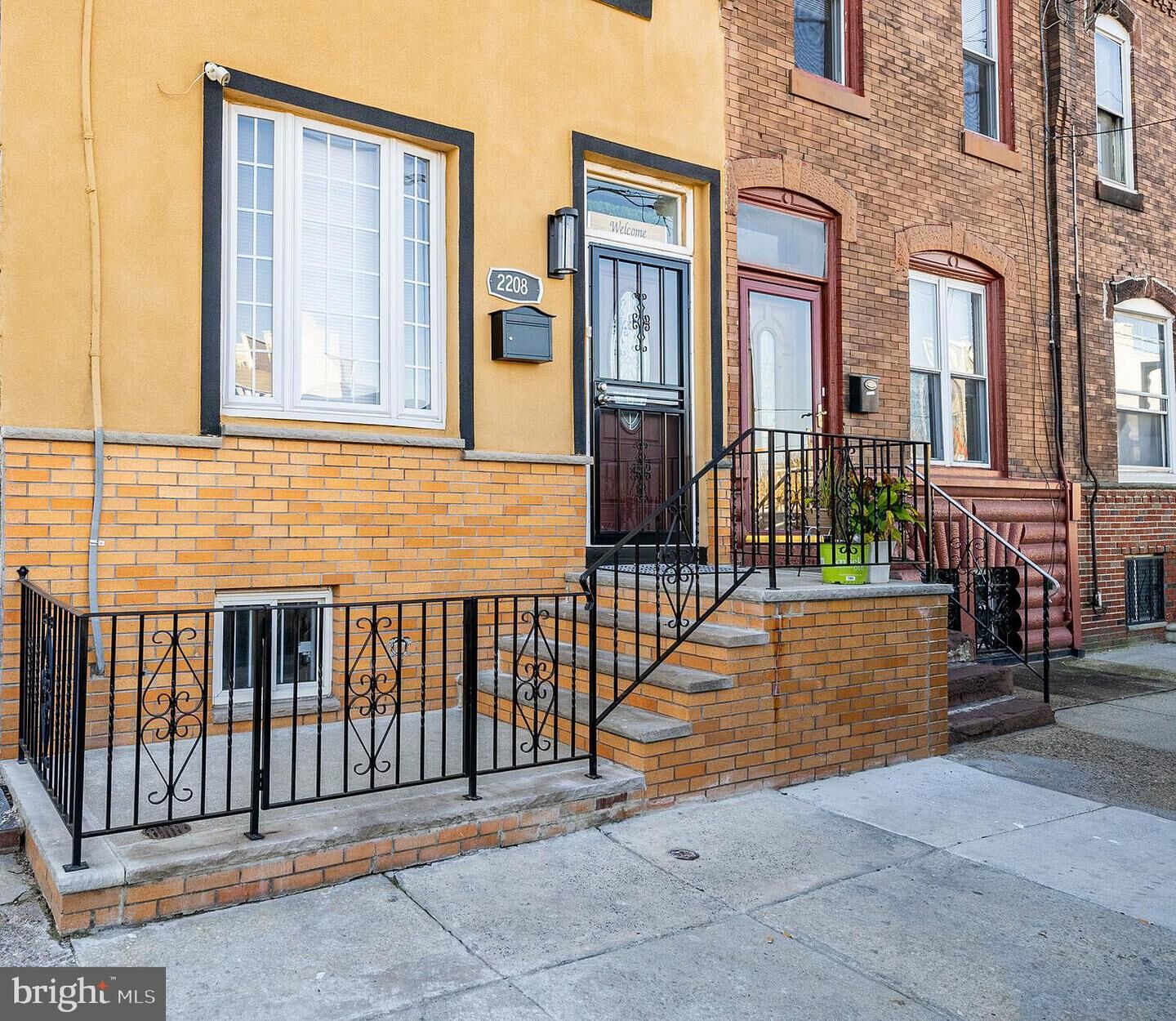 Property Photo:  2208 Morris Street  PA 19145 