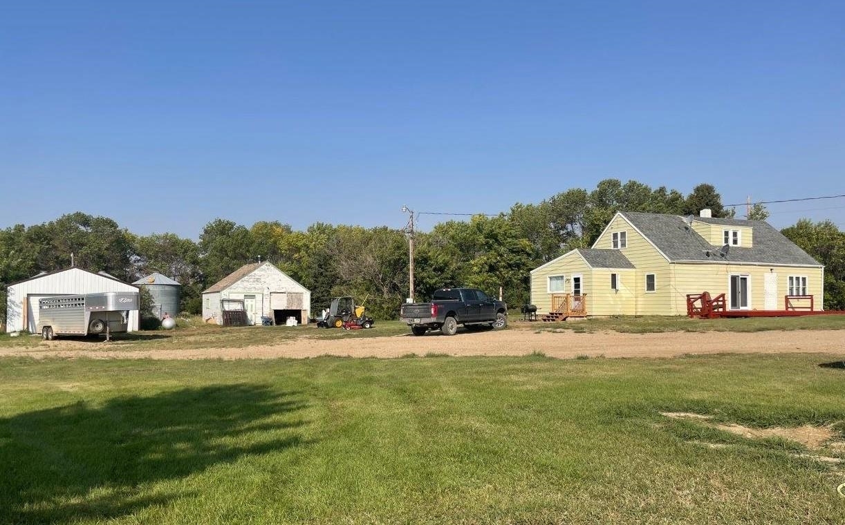 Property Photo: 45301 464th Ave NW ND 58746