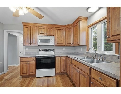 Property Photo: 6 Turner Ave MA 01606