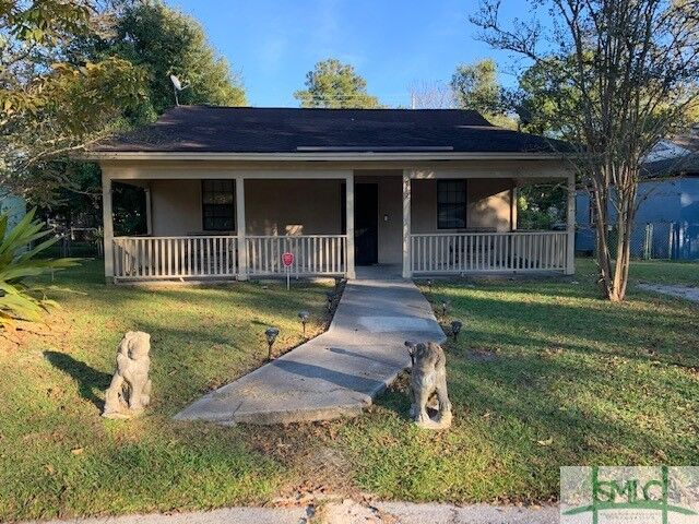 Property Photo: 912 Googe Street GA 31415