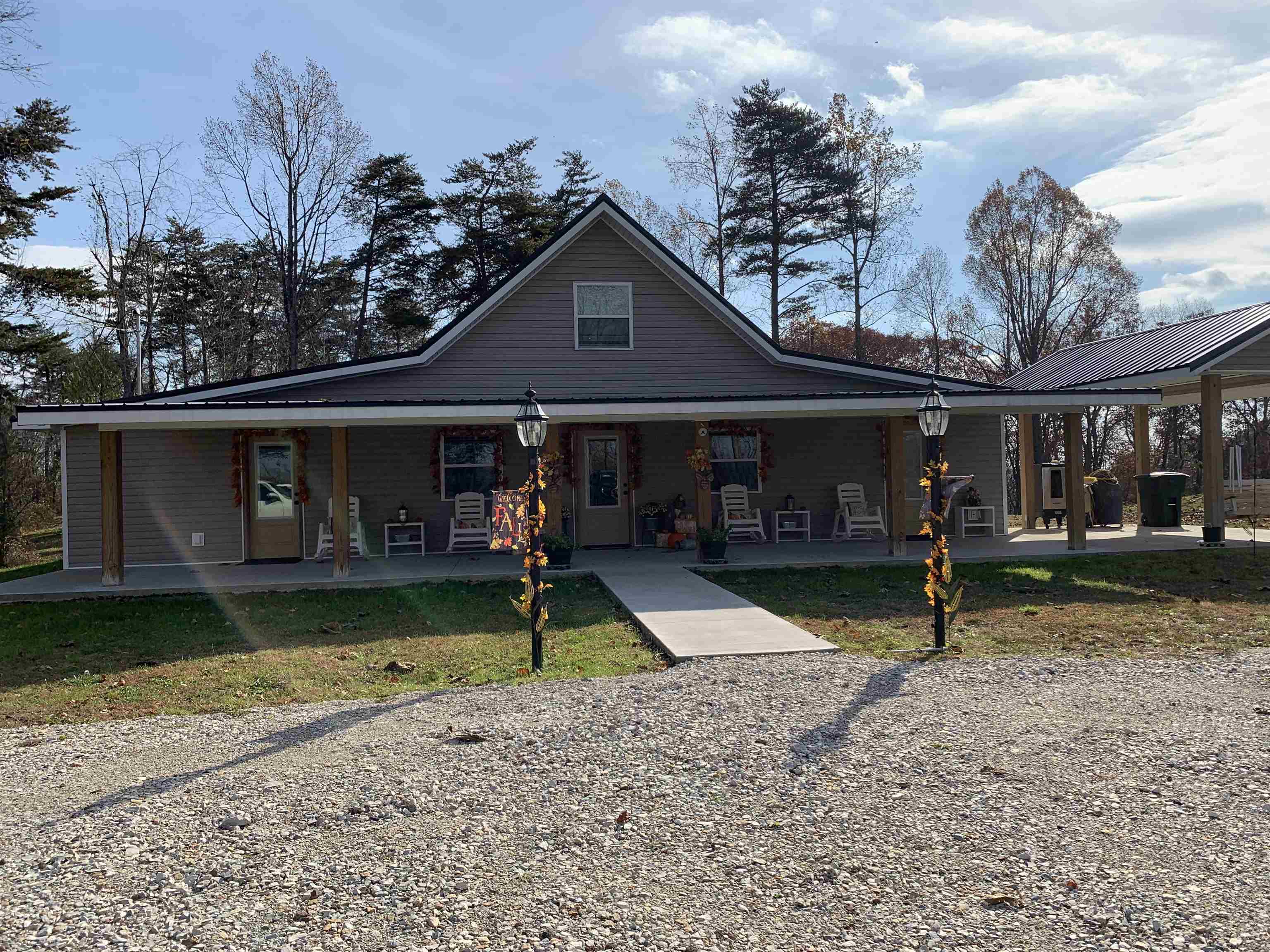 Property Photo:  595 Private Road 13  OH 45638 