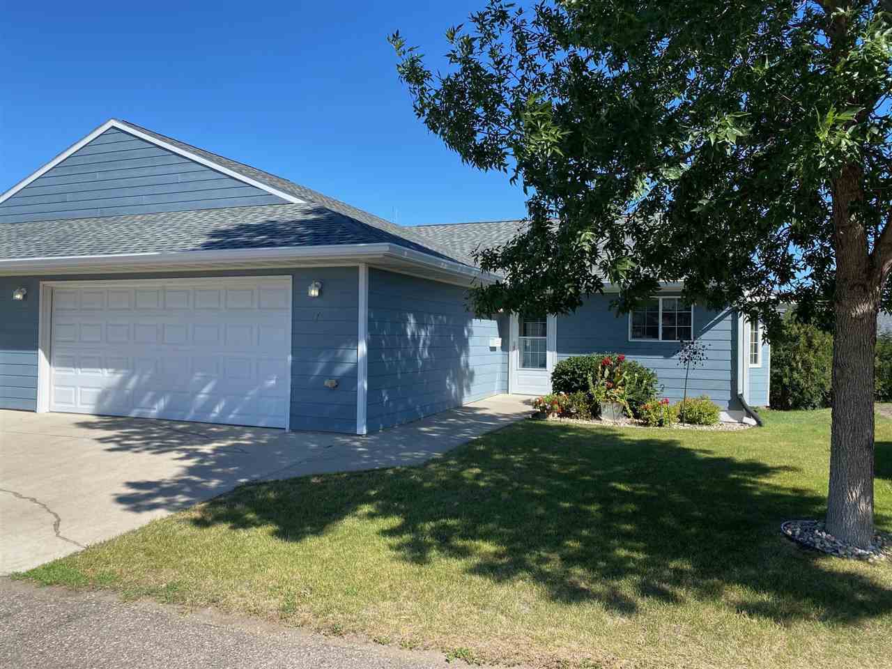 Property Photo: 3215 4th St SW #7 ND 58701