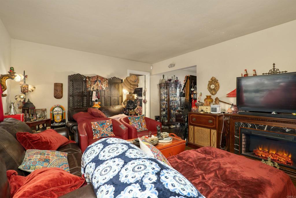 Property Photo: 834 Anns Way CA 92083
