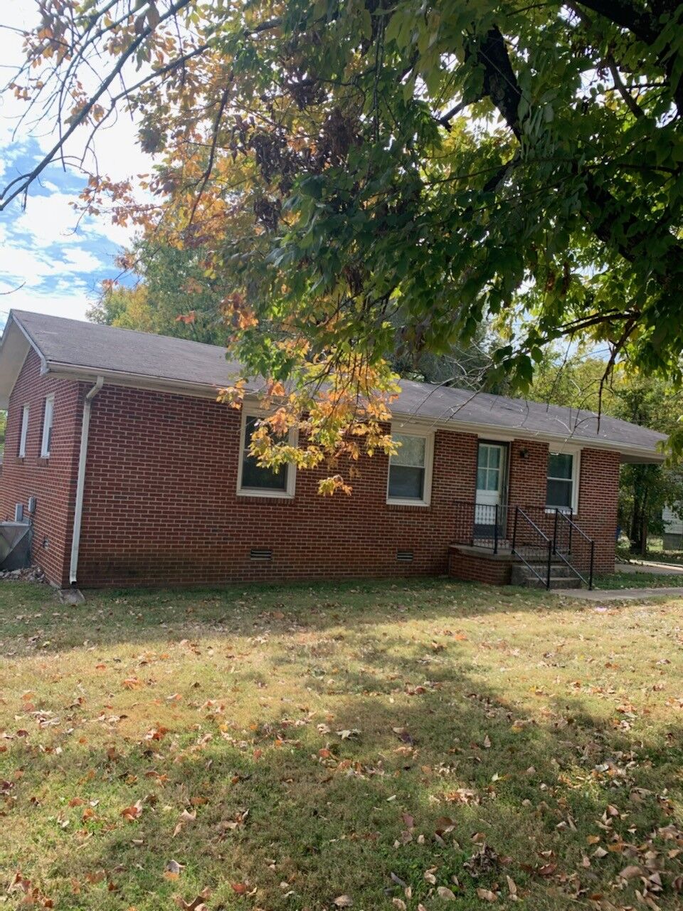 Property Photo:  218 Gowen Dr  TN 37160 