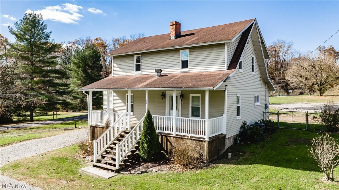 Property Photo:  111 2nd Street  WV 26386 