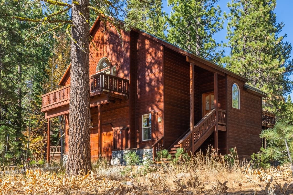 Property Photo: 11895 Oslo Drive CA 96161