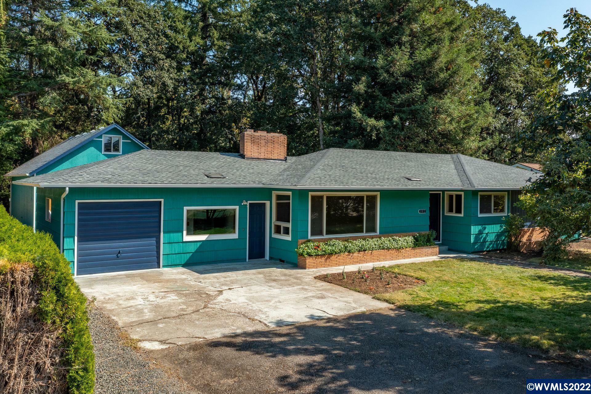 Property Photo:  392 SW Westwood Dr  OR 97338 