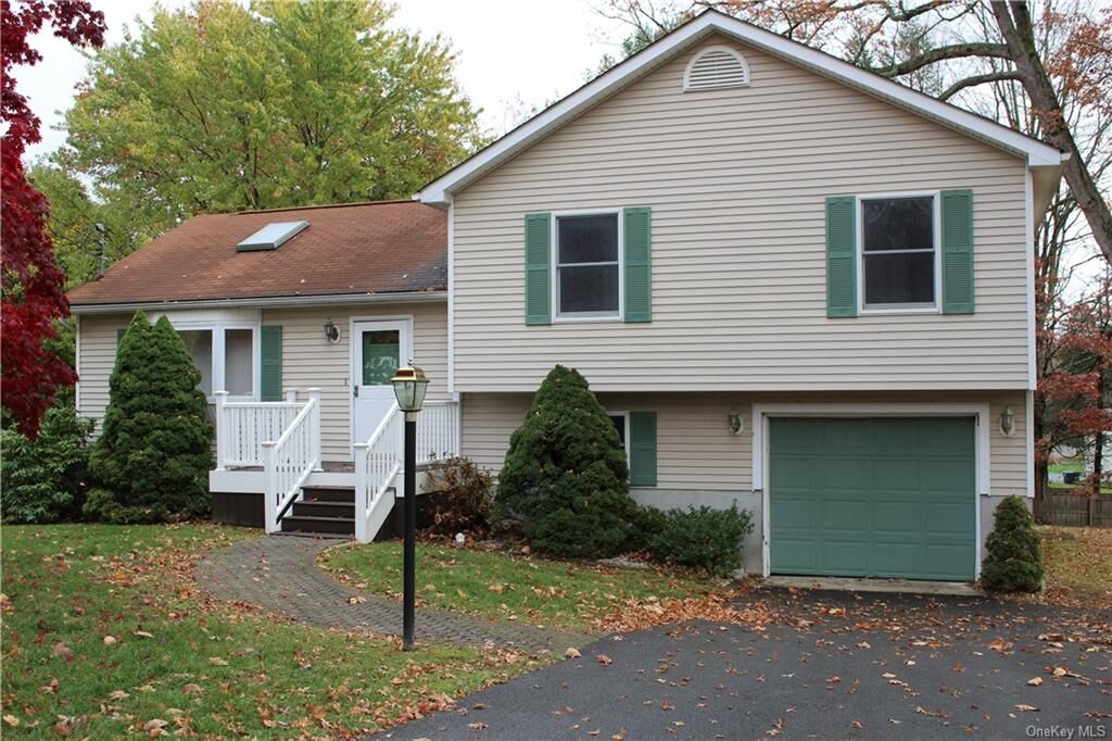Property Photo:  16 Knapp Terrace  NY 10924 