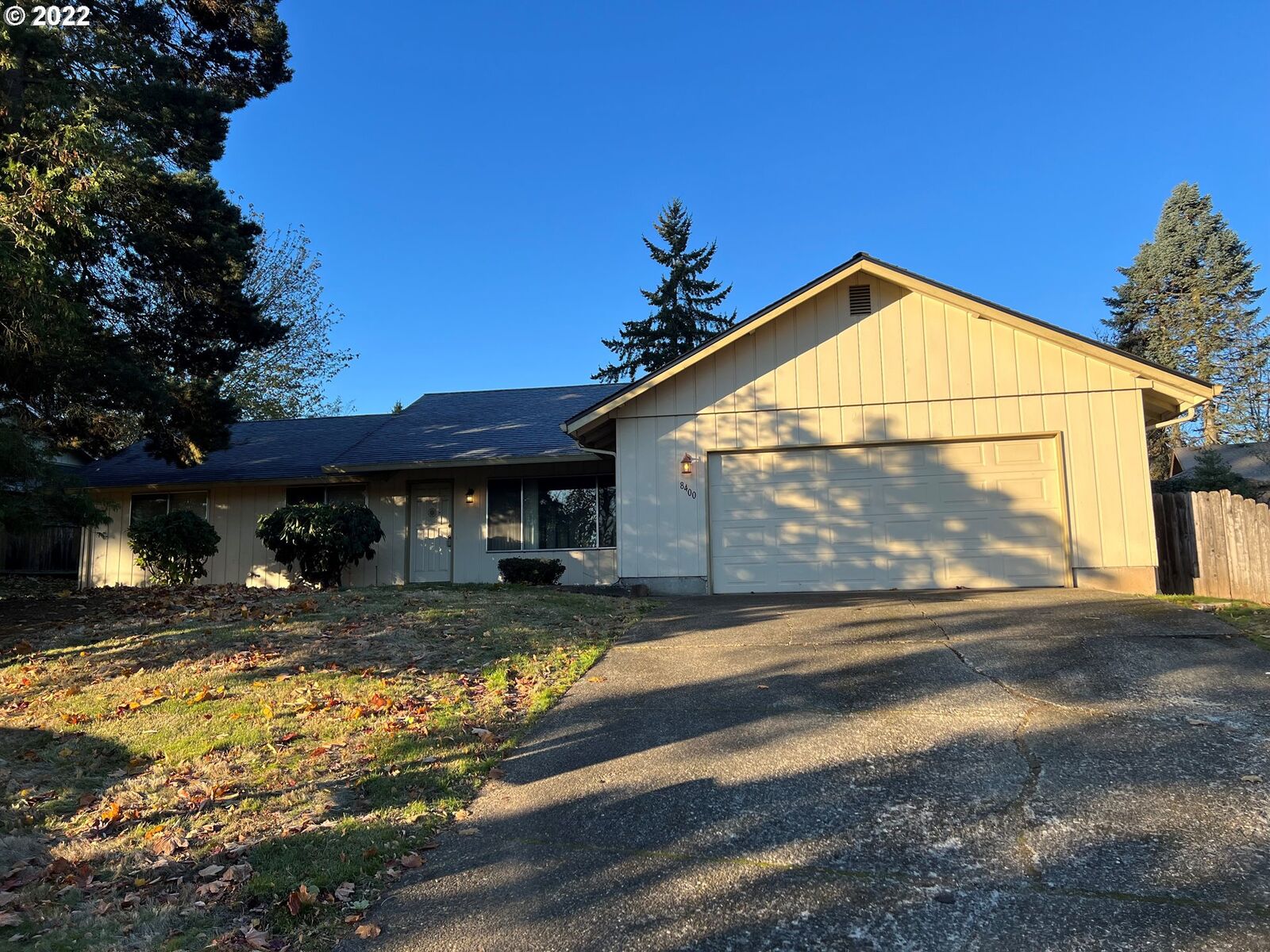 Property Photo: 8400 NW Old Orchard Dr WA 98665