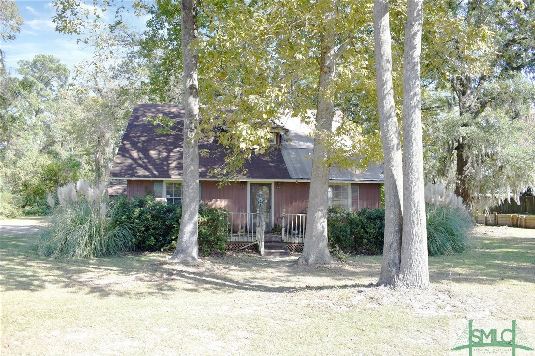 Property Photo:  406 Phillips Avenue  GA 31407 