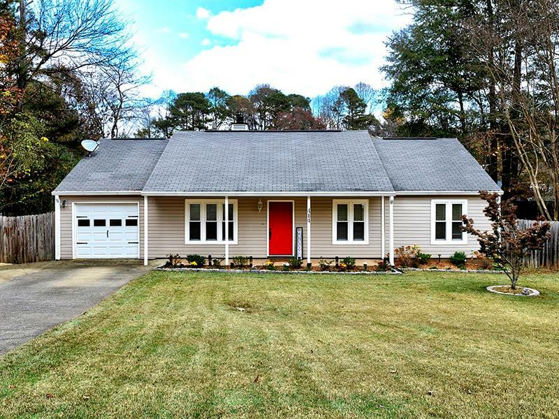 Property Photo: 414 River Point Drive GA 30188