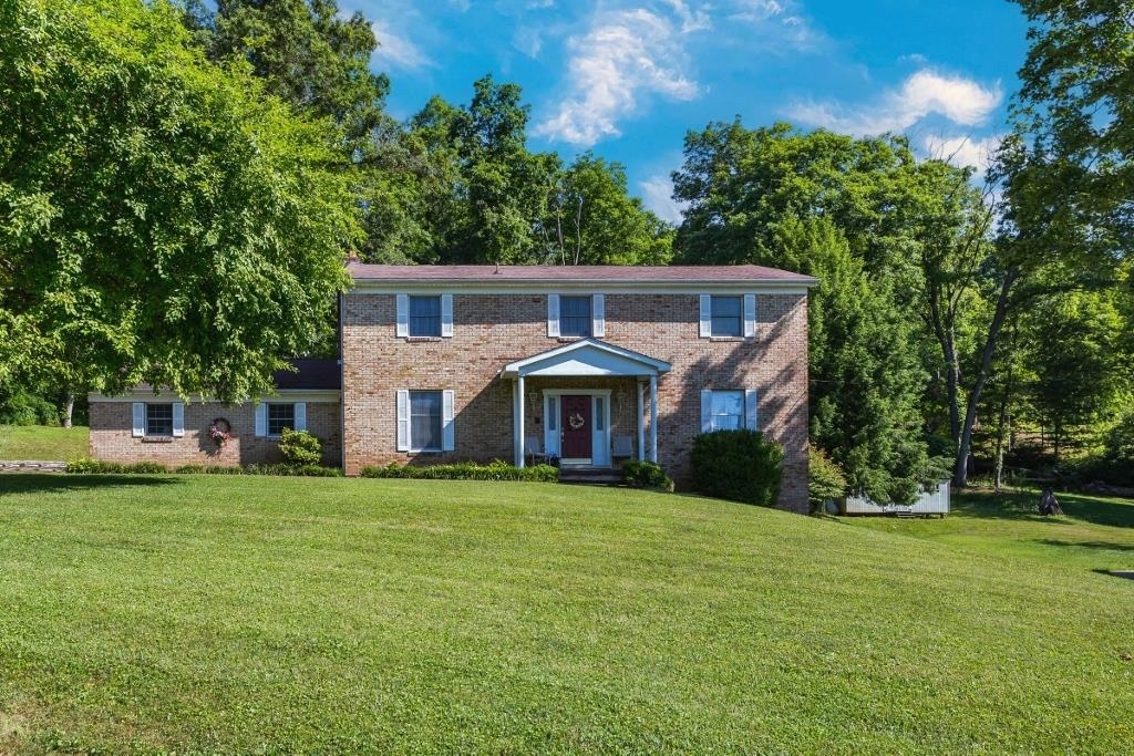 Property Photo:  540 Lakeview Drive  WV 25704 