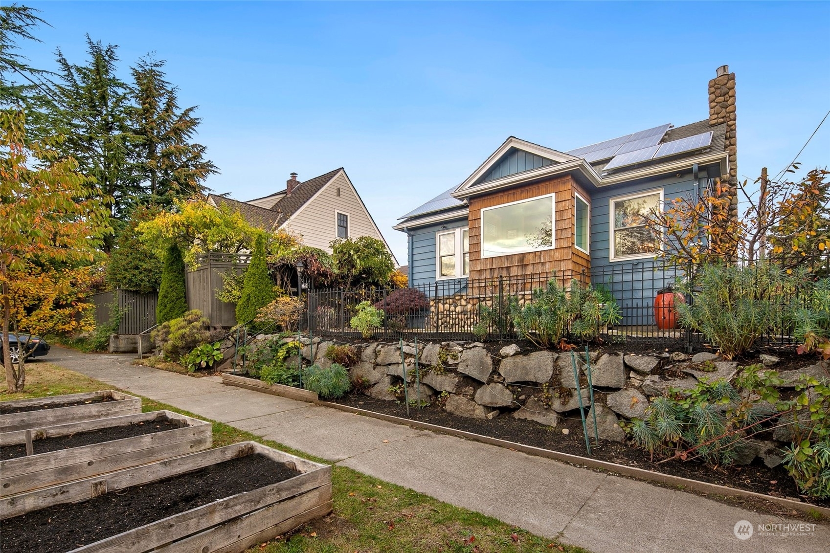 Property Photo:  1610 S Bayview Street  WA 98144 