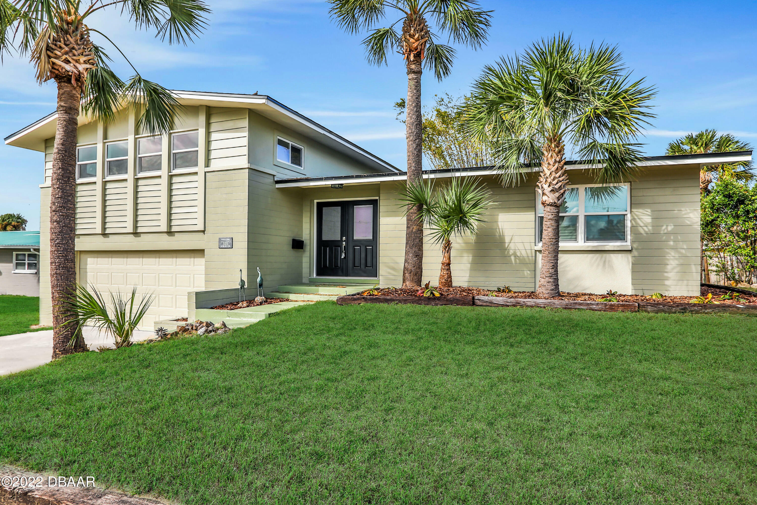 325 Auburn Drive  Daytona Beach FL 32118 photo