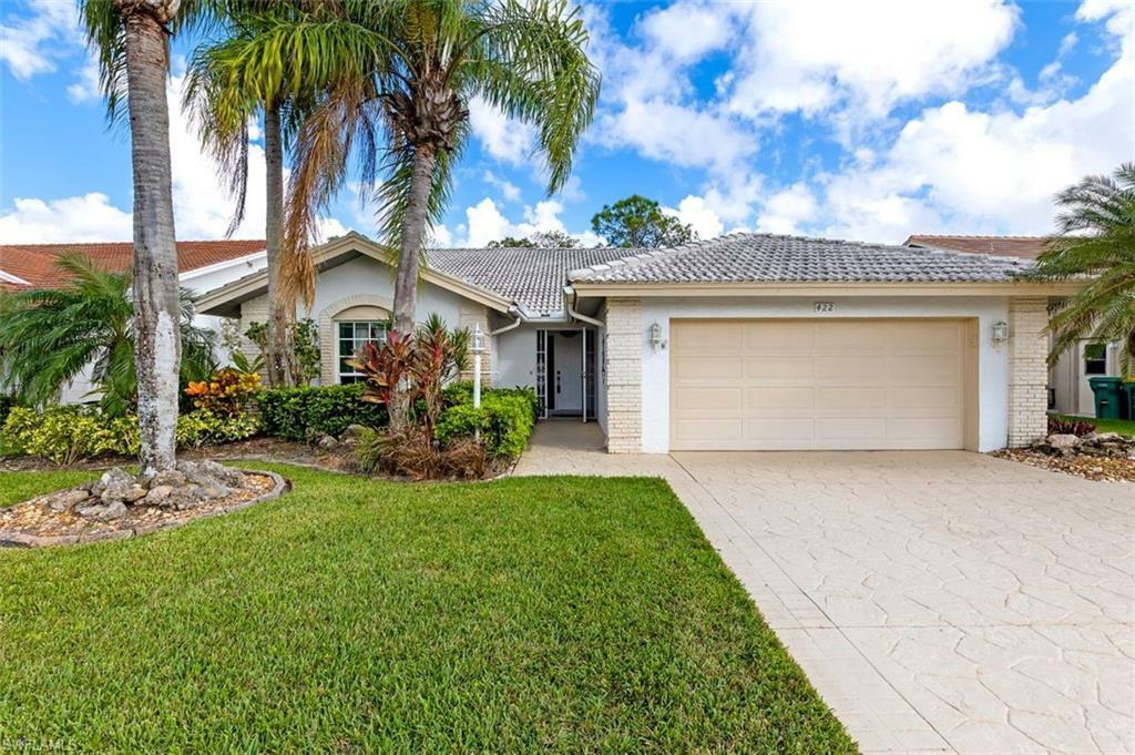 Property Photo: 422 Countryside Dr FL 34104