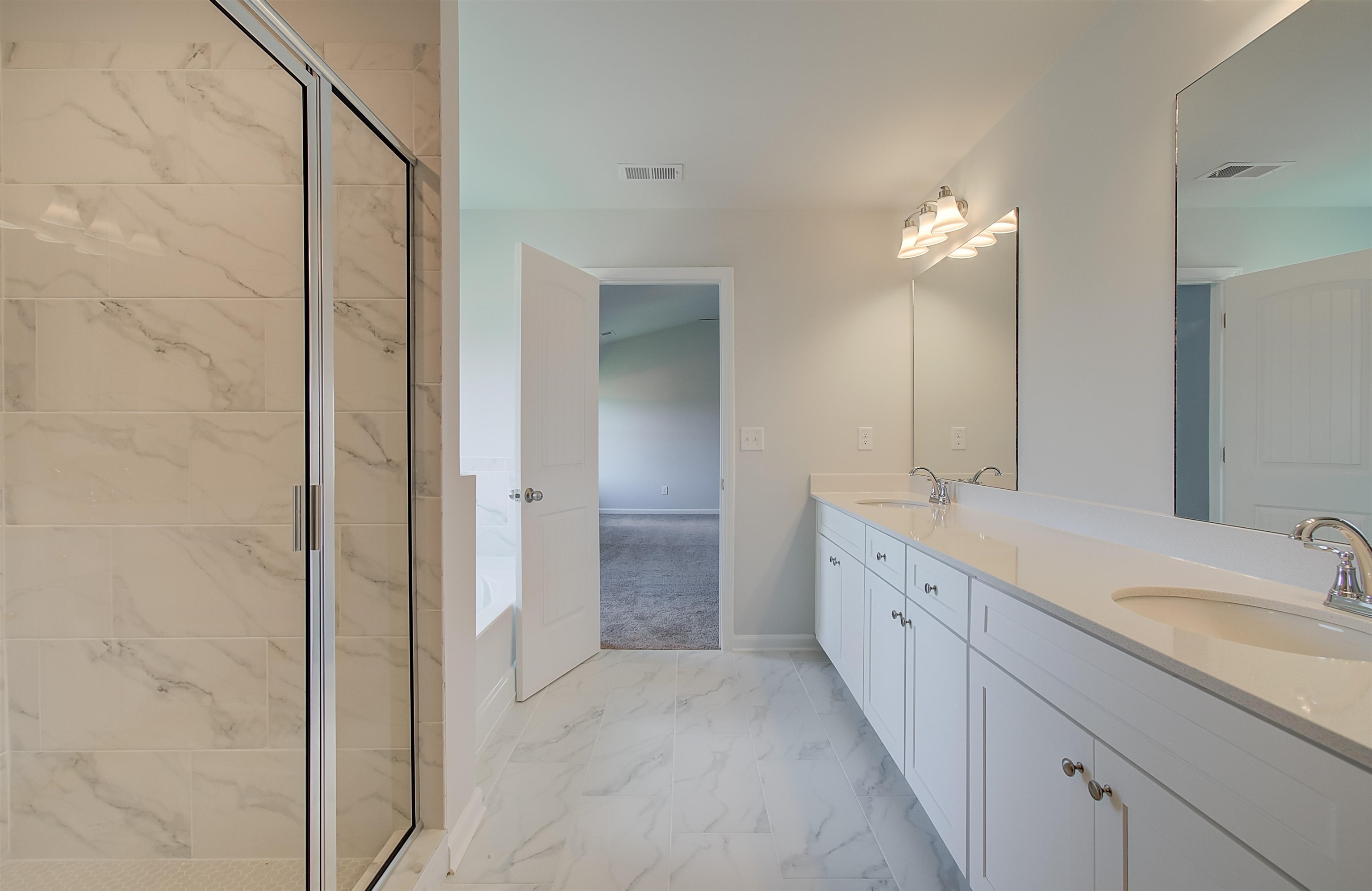 Property Photo: 2137 Cadenza Circle GA 30019
