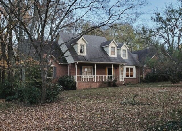 Property Photo: 2520 Blantons Pt TN 37129