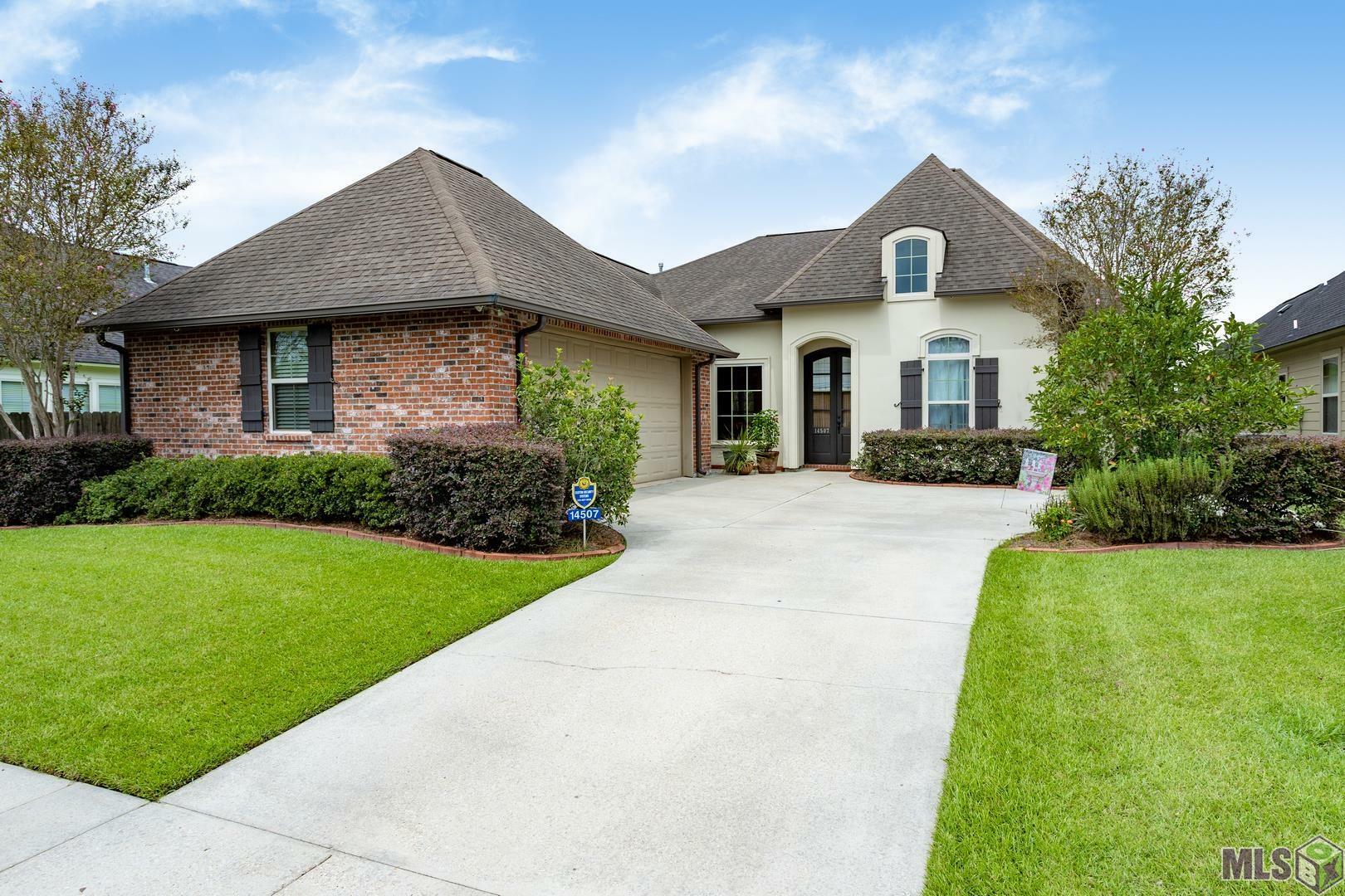Property Photo:  14507 Lake Town Dr  LA 70810 