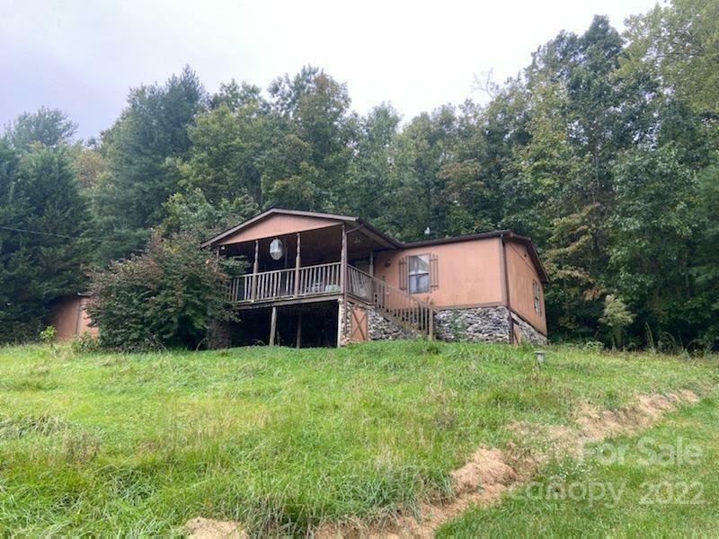 Property Photo: 4870 Crystal Creek Road NC 28655