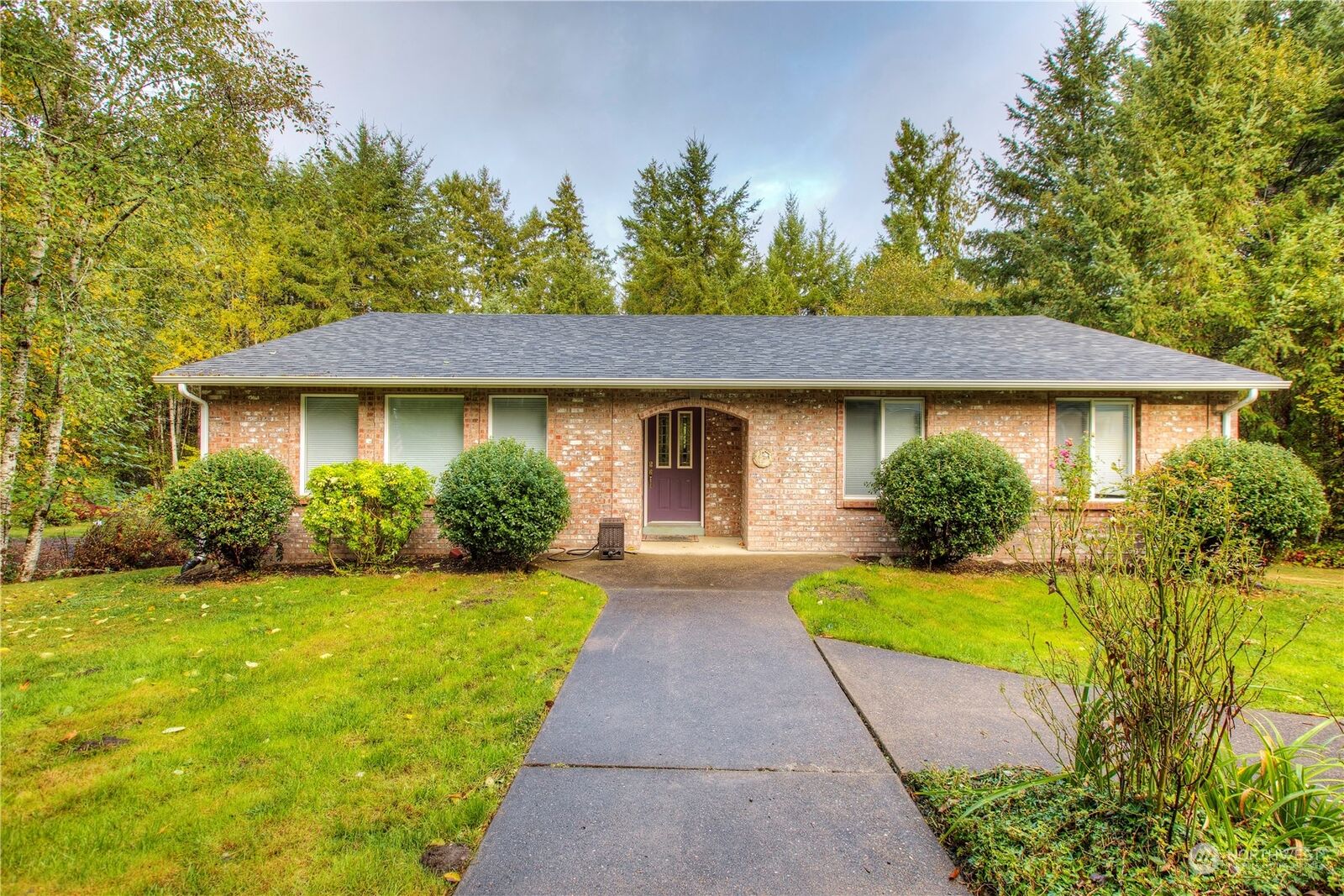 Property Photo:  5026 Skillman Lane NW  WA 98502 