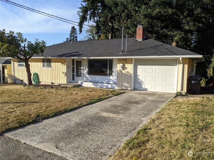 Property Photo:  1610 13th Avenue SE  WA 98501 