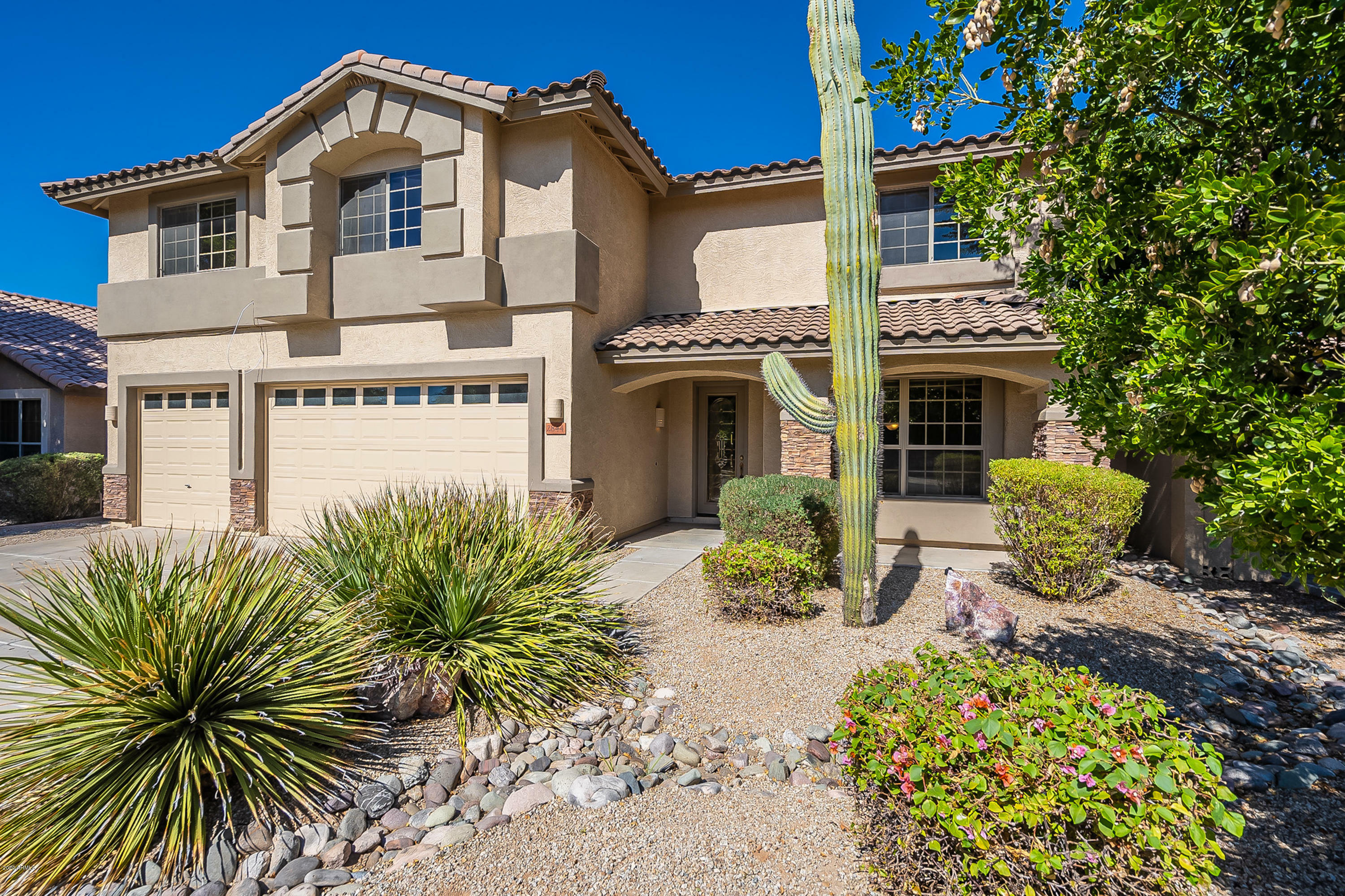 Property Photo:  2844 E Birchwood Place  AZ 85249 