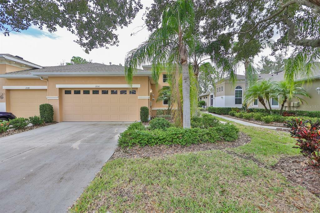 Property Photo:  2050 Sifield Greens Way  FL 33573 