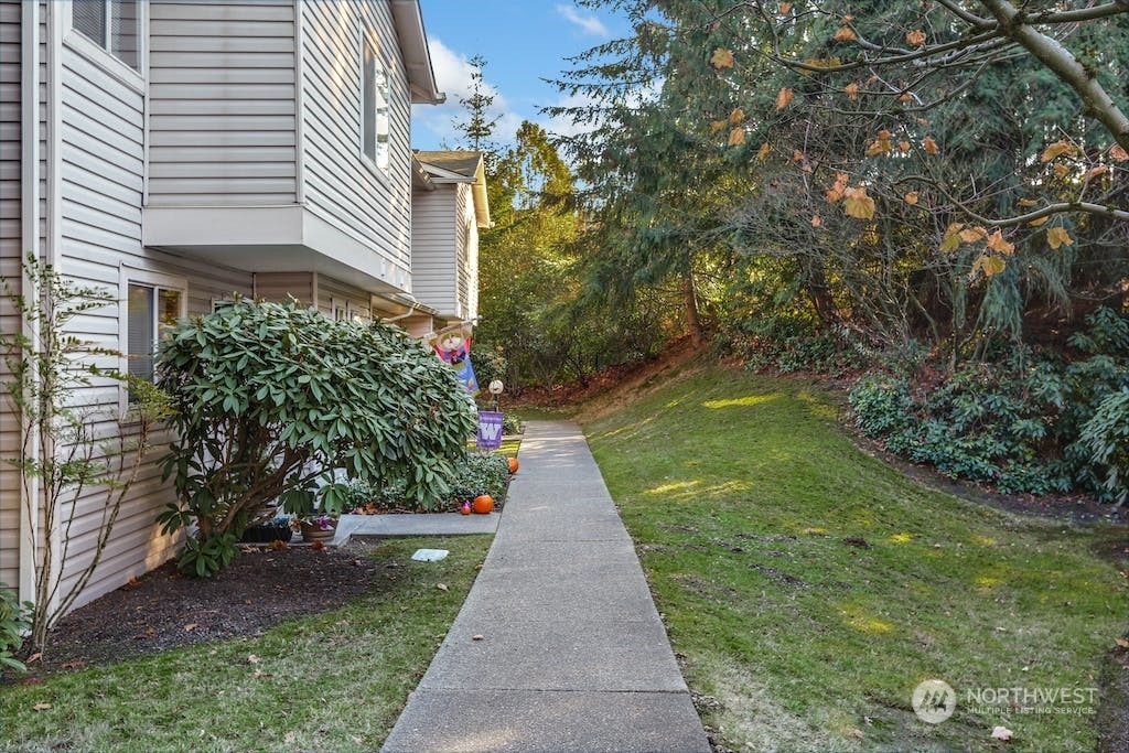 Property Photo:  18910 Bothell-Everett Highway D3  WA 98012 