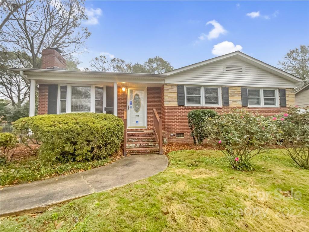 Property Photo:  1410 Cambridge Street  NC 28054 