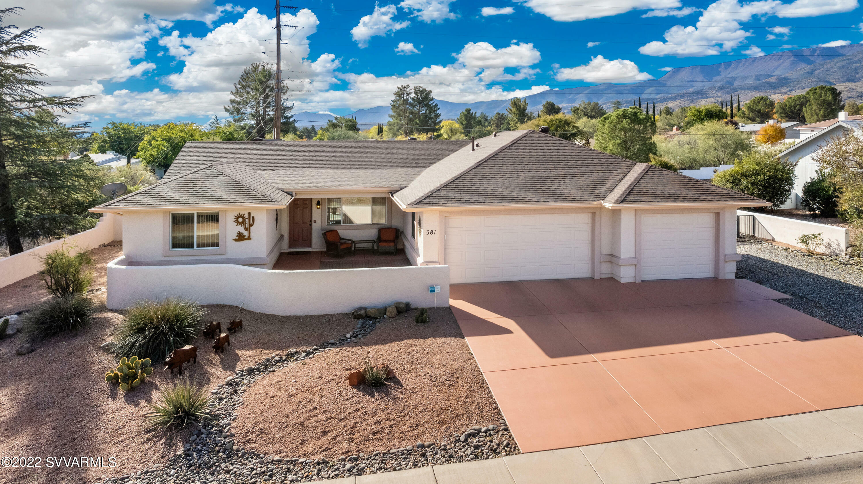 Property Photo:  381 Casner Drive  AZ 86324 