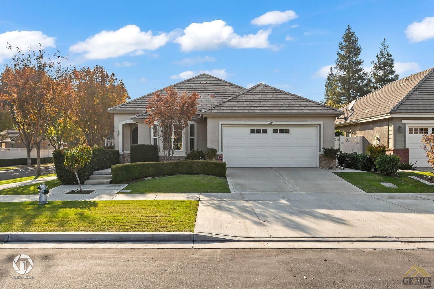 Property Photo:  11803 Kettering Drive  CA 93312 