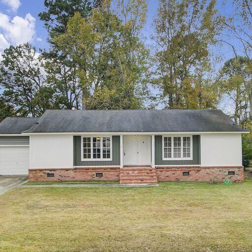 Property Photo:  527 Savanna Road  SC 29456 