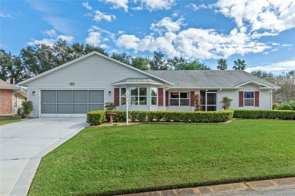 Property Photo:  26812 Forest Hills Street  FL 34748 