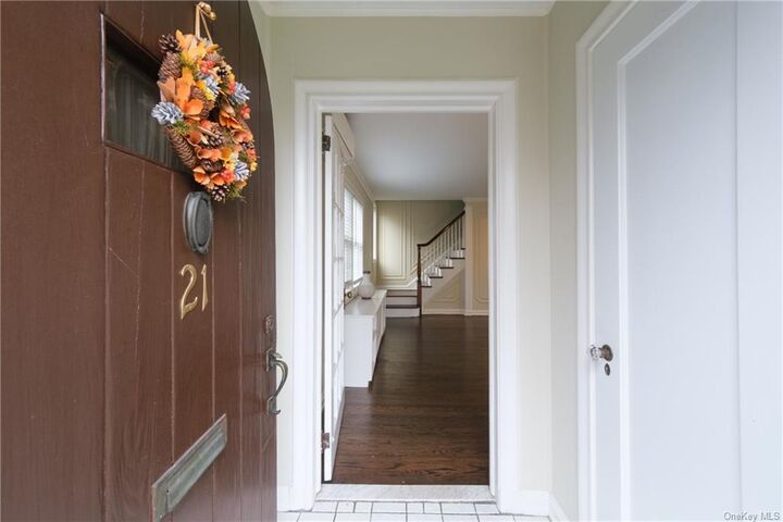 21 Argyll Avenue  New Rochelle NY 10804 photo