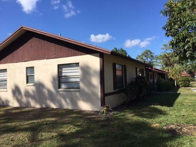 Property Photo: 435 Glenwood Drive FL 33415