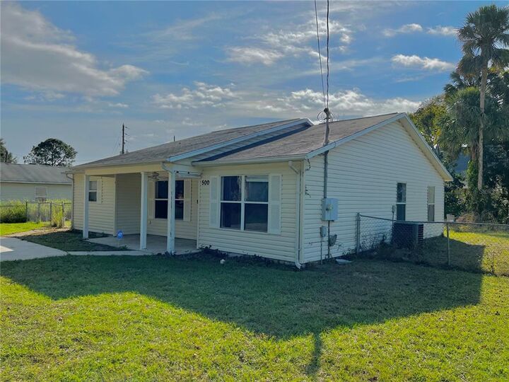 Property Photo: 500 E Caroline Street FL 32778