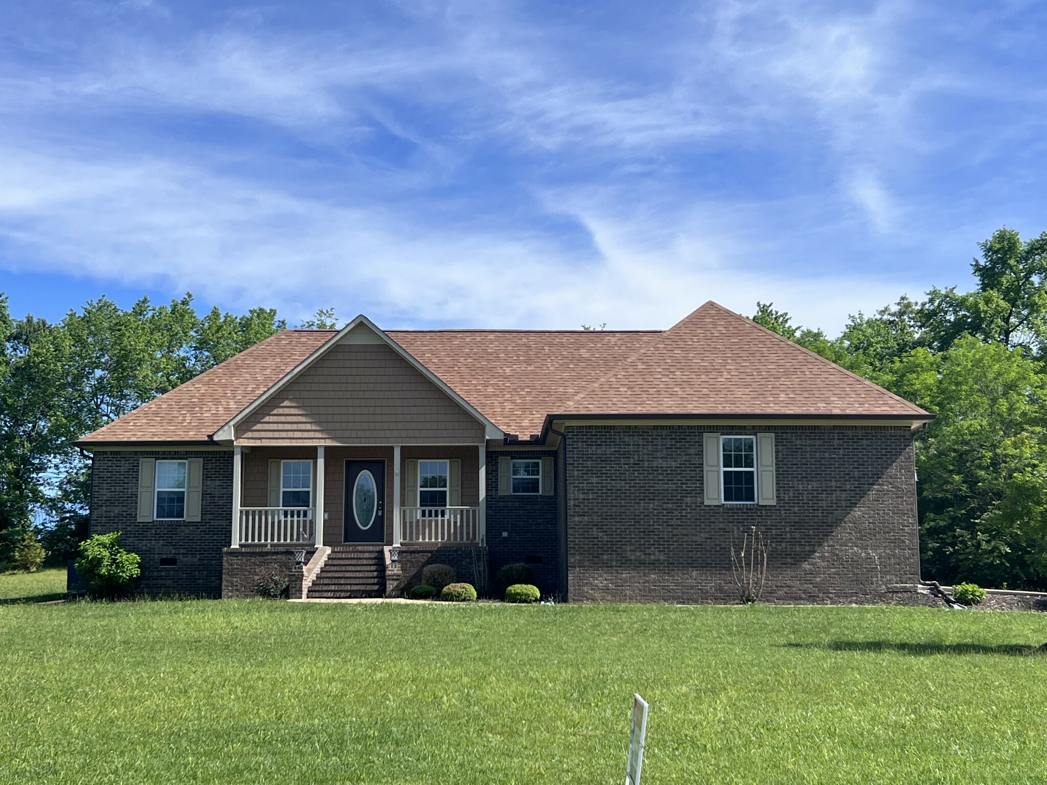 Property Photo:  121 Center Point Dr  TN 38483 