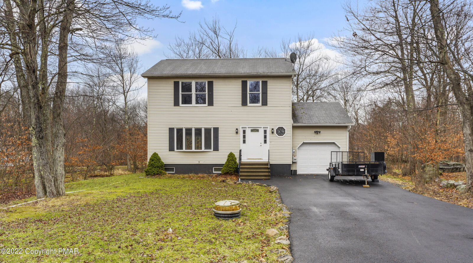 Property Photo:  1680 Moonbeam Terrace  PA 18466 