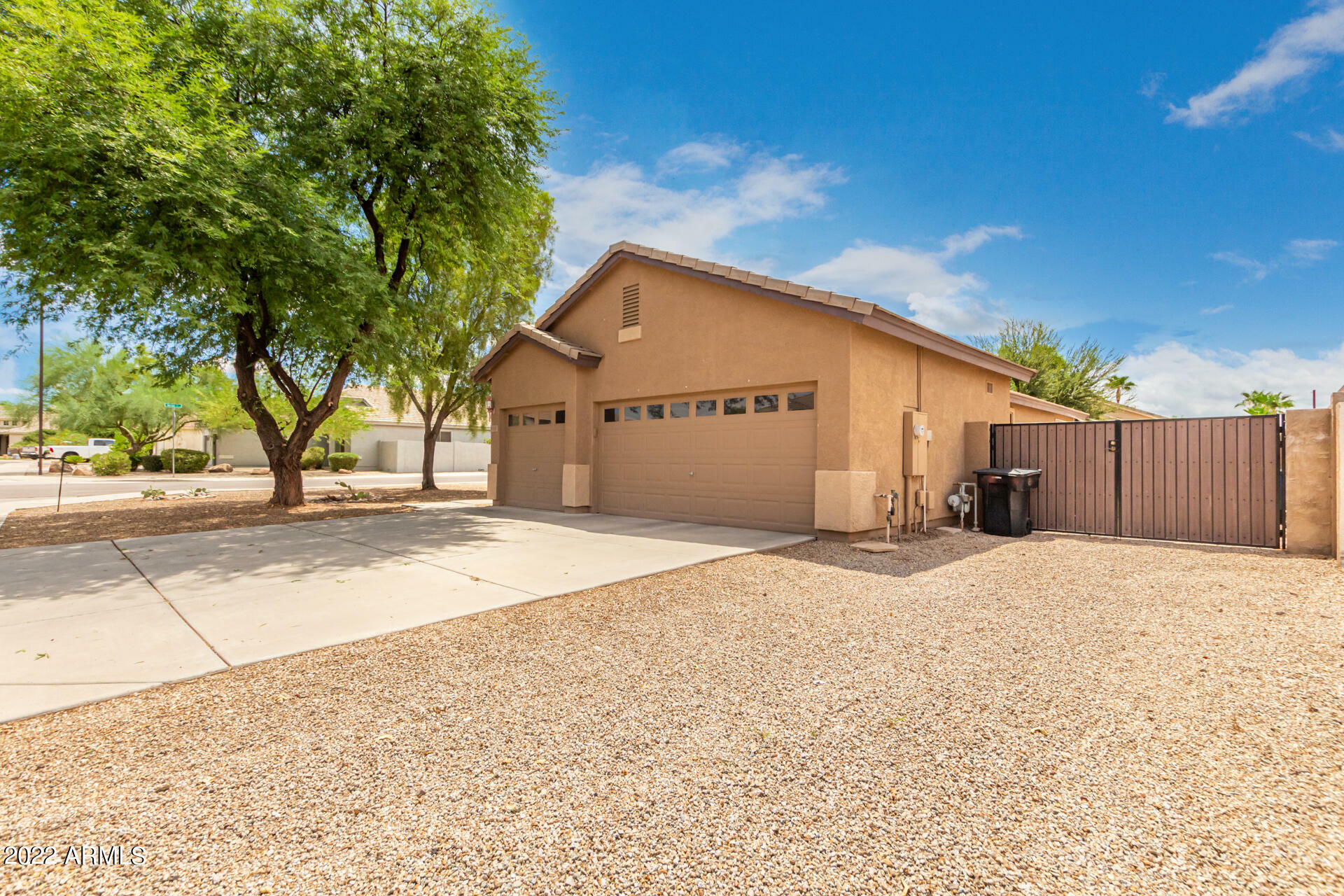 Property Photo:  4311 E Del Rio Street  AZ 85295 