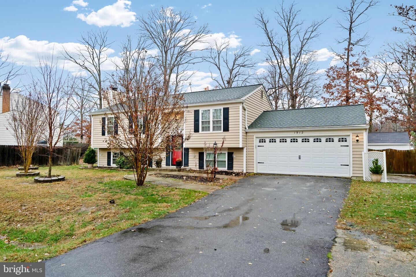 Property Photo: 1912 Black Oak Court MD 20601