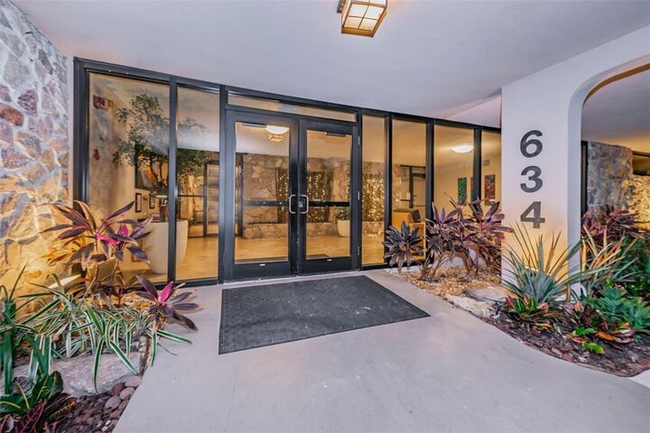 Property Photo:  634 Edgewater Drive 843  FL 34698 