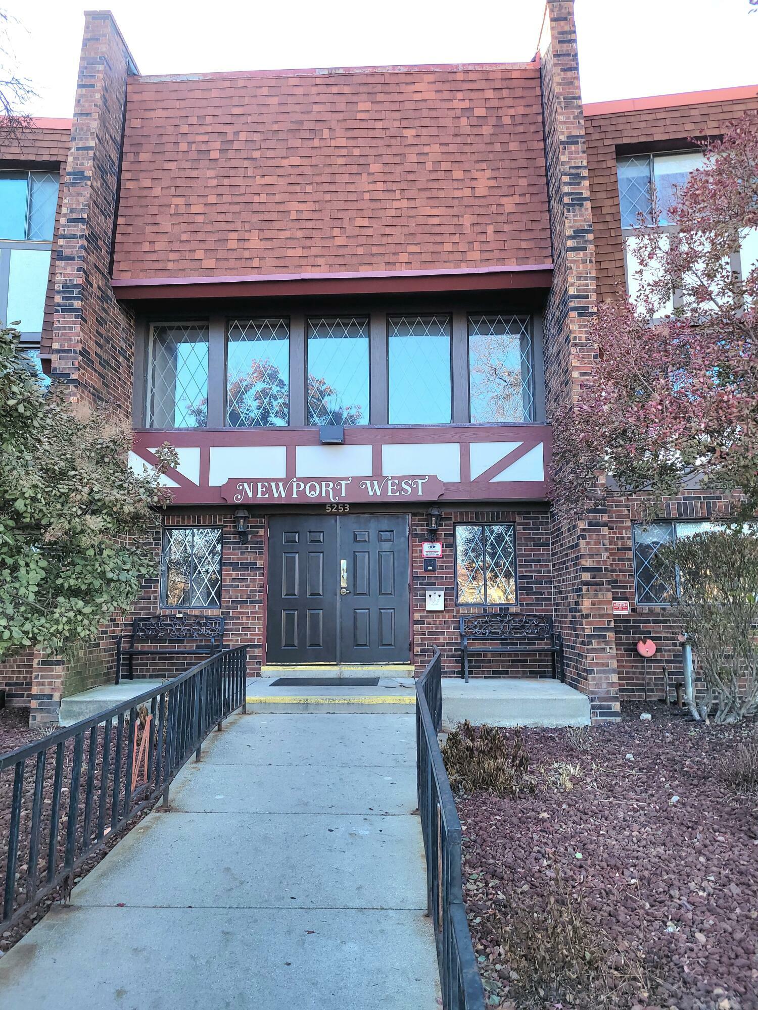 Property Photo: 5253 N Lovers Lane Rd 109 WI 53225